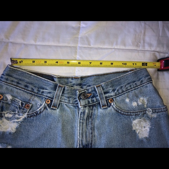 Vintage Levi’s cutoffs - Picture 3 of 6